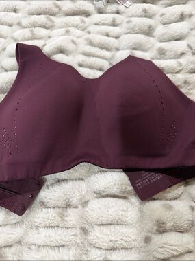 lululemon athletica Wireless Sports Bra - Wine color 34DD